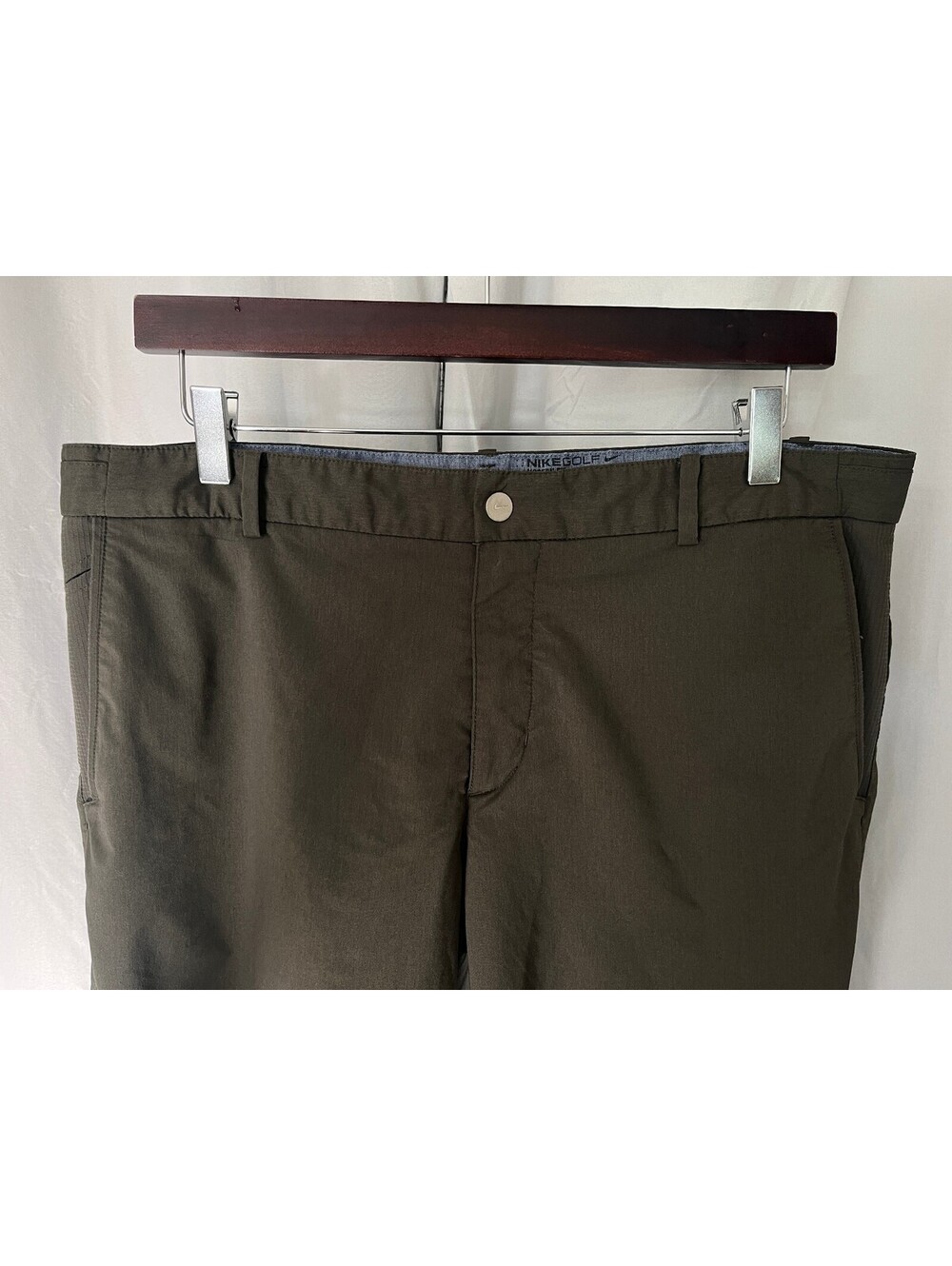 Nike Golf Modern Fit Men's Army Green Tapered Pants 34 x 32 EUC